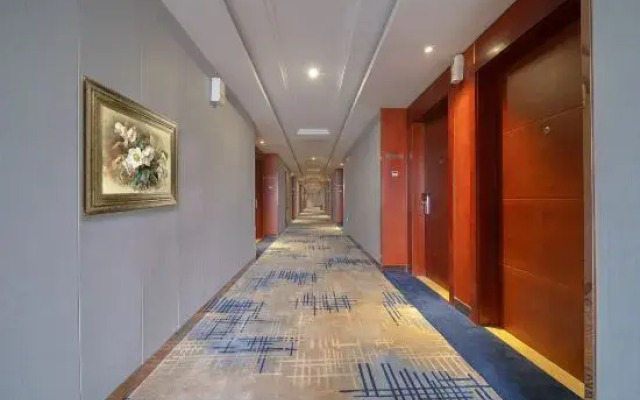 Shengjing Yijia Hotel ( Xiangyang New Wuzhong Wuyue Plaza Branch)