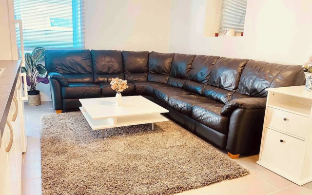 Lovely 3-bed Flat In Stockholm