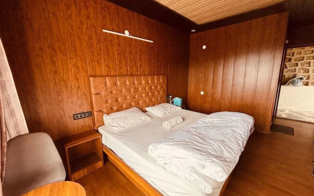 The Sapphire Suits Mussoorie