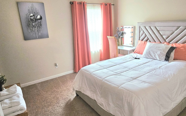 Elizabeth Experiences