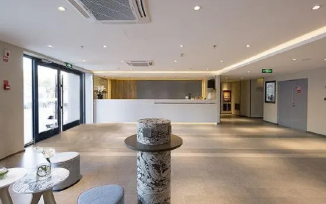 Homeinn · neo (Karamay Youyi Road)