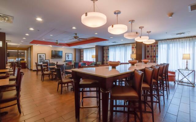 Hampton Inn Bellevue / Nashville-I-40 West