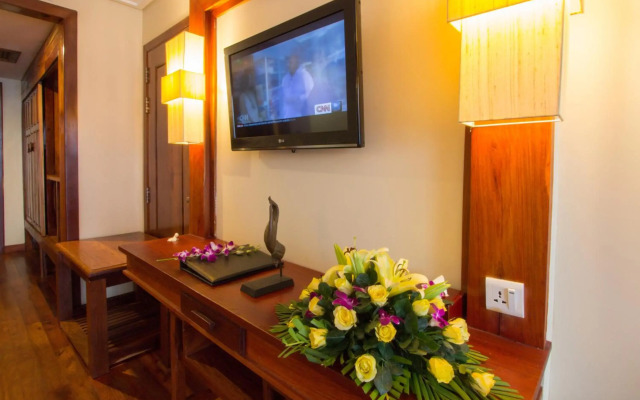 Royal Empire Hotel
