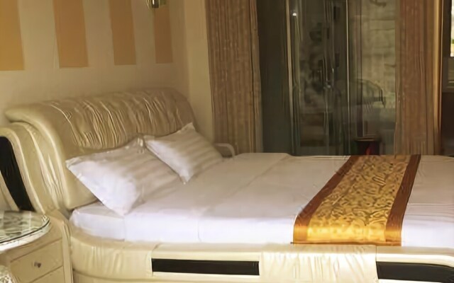 Parallel World Courtyard Hotel