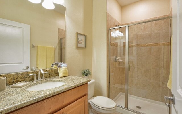 Storey Lake 4 Bedroom Townhome w Splashpool - 1610ST