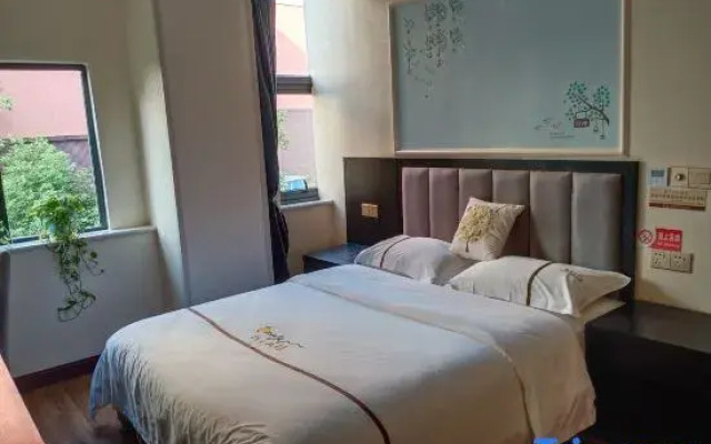 Suining Jun'an Hotel