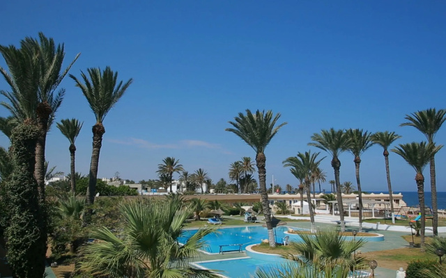 Les Palmiers Beach Holiday Village