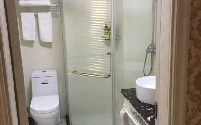 Dong Yang Nan ma'oushang Hotel