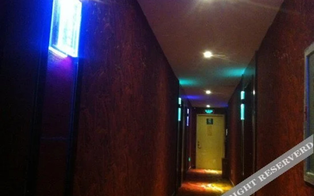 Yuehe Hostel