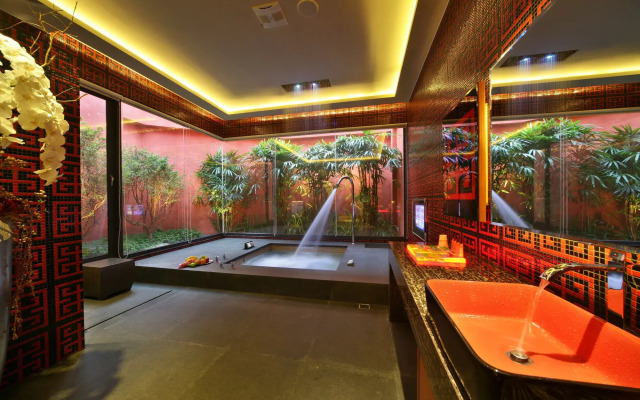 Han Guan Motel