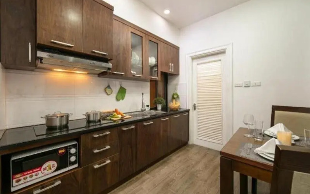 Poonsa Cau Giay Apartment