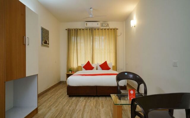 OYO 15574 Caprice Residency, South