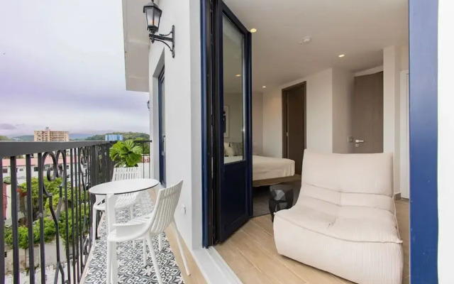 The Acapella Condo by Acomodo