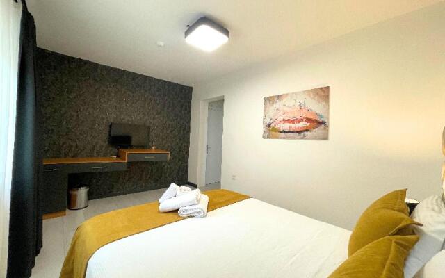 Lion Hotel Alacatı