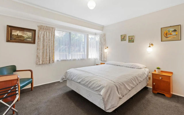 At The Mount - Mt Maunganui Holiday Home