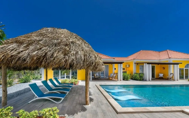 Picaron Villas