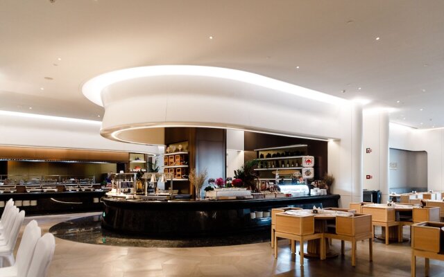 Vignette Collection Guangzhou Xanadu Hotel by IHG