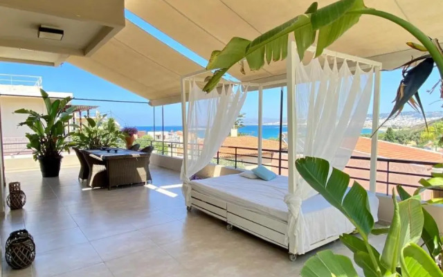 Golden View Villa