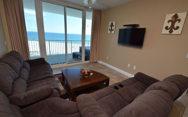 Lighthouse 417 by RedAwning