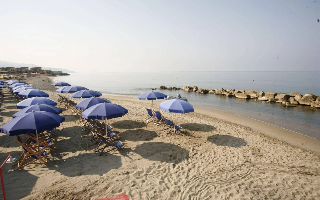 Hotel Leucosya