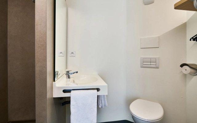 Première Classe La Roche Sur Yon - Vendéspace