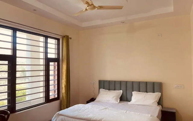 Goroomgo Bhanu Palace Rudraprayag