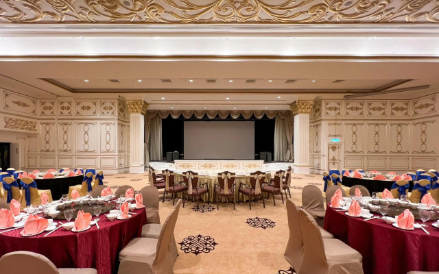 Puteri Wing, Riverside Majestic Hotel