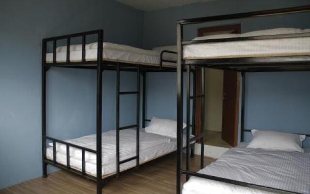 Travellers Hostel