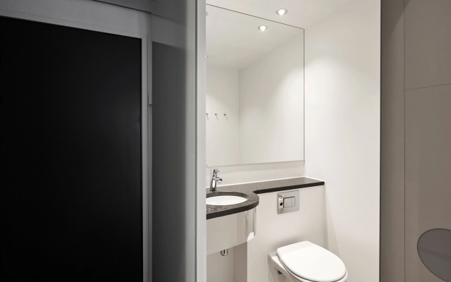 Steel House Copenhagen - Hostel