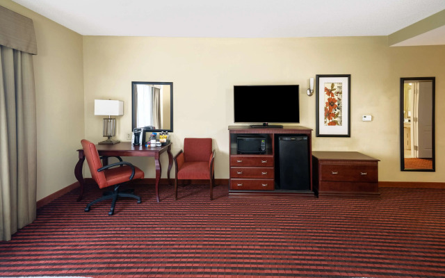 Hampton Inn Covington, GA