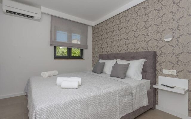 Villa VID