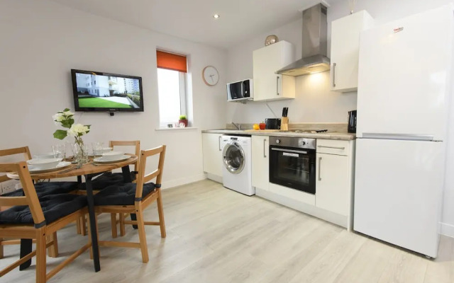 1 bed Apartment Close to Football Grounds