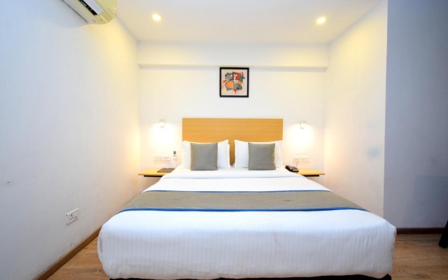 Hotel Rest and Leaf
