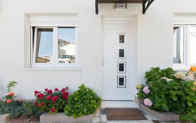 Tihi Val Apartments
