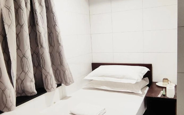 Four Seasons Guest House