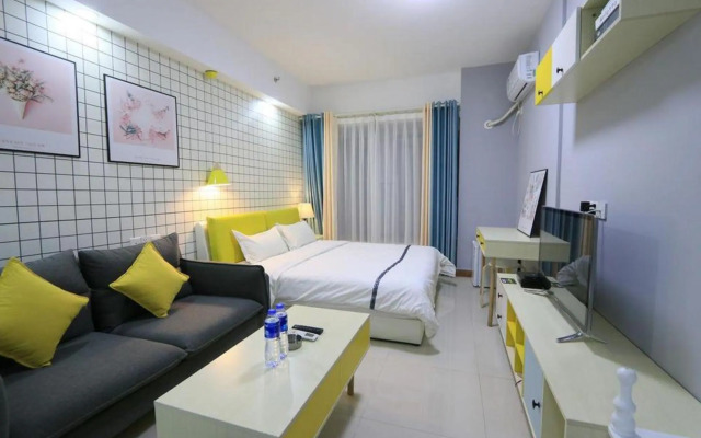 Binhai Apartment Hotel