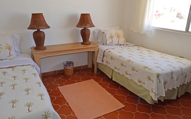 Las Mareas 21 2 Br home by RedAwning