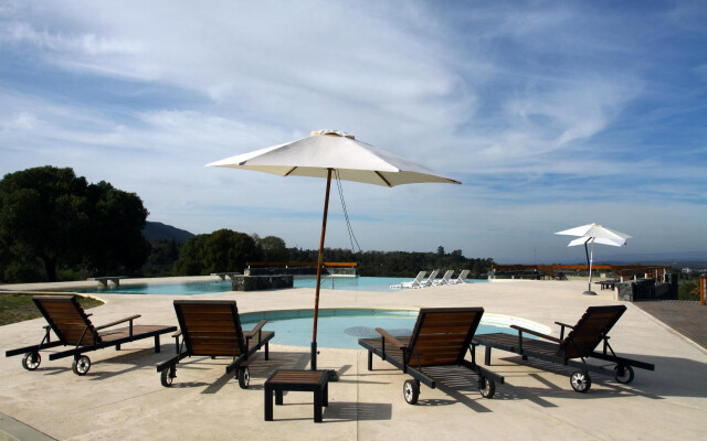 Tres Pircas Hotel & Spa