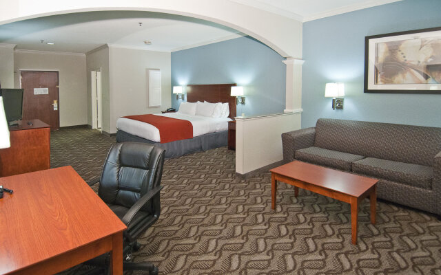 Holiday Inn Express Hotel & Suites Lake Charles, an IHG Hotel