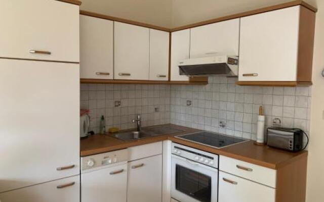 Nettes 2 Zimmer Apartment Autobahnnähe