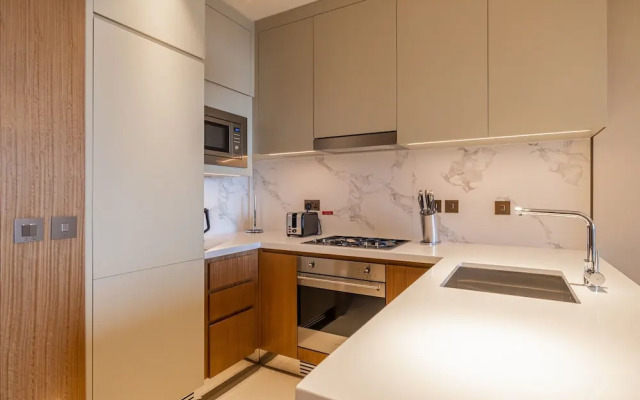 Address Opera 1205 Downtown