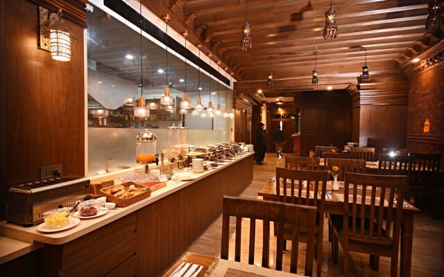Everest Boutique Hotel