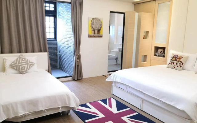 Love Happiness Inn