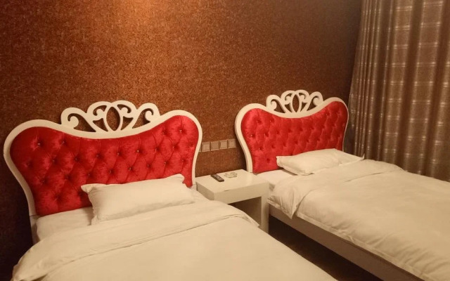 Lijiang Maya Theme Hotel