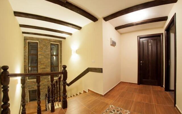 GreenLand House Voronet