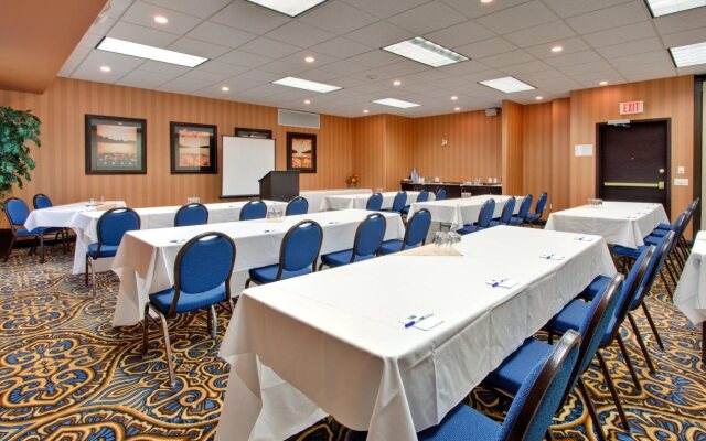 Holiday Inn Express Airport-Calgary by IHG