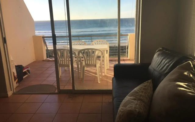 325 Leisure Bay Cape Town