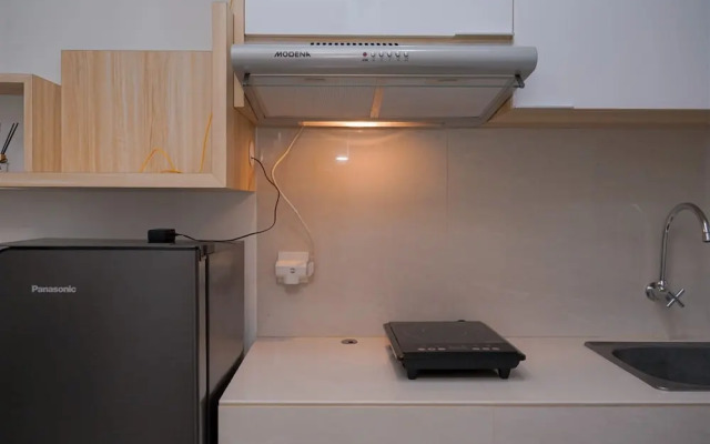 Minimalist Studio Room at Springwood Residence Tangerang Apartment