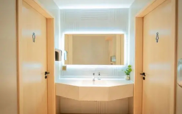 Homeinn · neo (Rizhao Shandong East Road University Town)