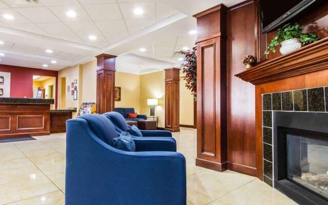 Comfort Inn & Suites Scarborough - Portland